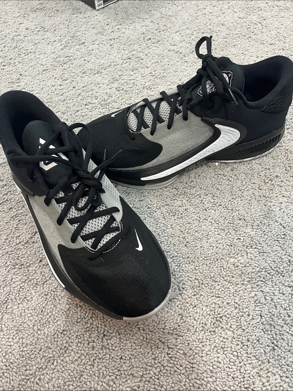 Nike Freak 3 Men’s Black and Gray Low-Top Athletic Shoes